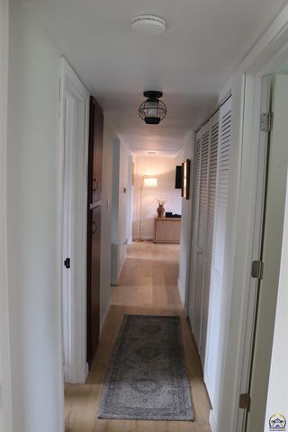 5440 SW 12th Ter Apt 2, Topeka, KS 66604