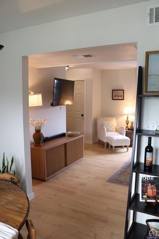 5440 SW 12th Ter Apt 2, Topeka, KS 66604