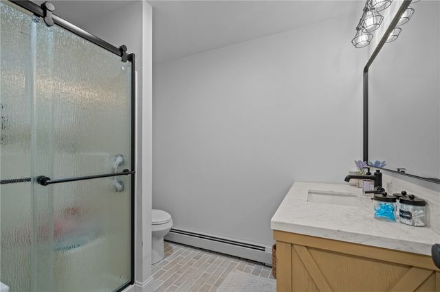 33 Slavin Path, Glocester, RI 02814