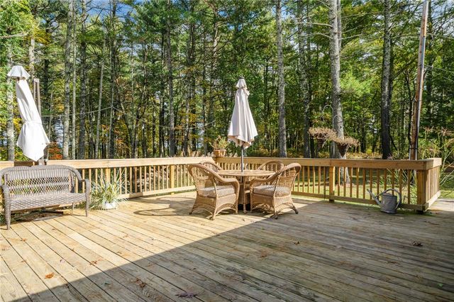 33 Slavin Path, Glocester, RI 02814