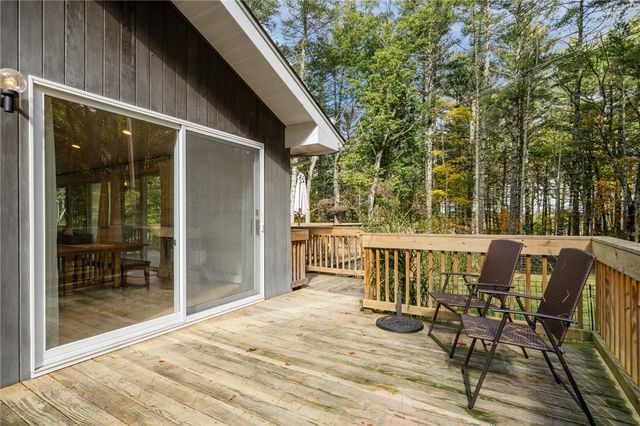 33 Slavin Path, Glocester, RI 02814