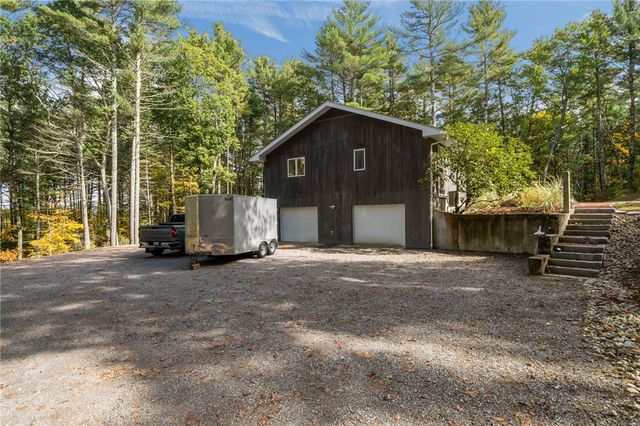 33 Slavin Path, Glocester, RI 02814