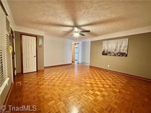 144 Strawberry Lane, Mount Airy, NC 27030