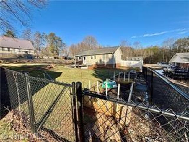 144 Strawberry Lane, Mount Airy, NC 27030