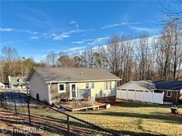 144 Strawberry Lane, Mount Airy, NC 27030