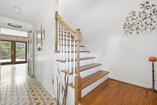 2324 Thornhill Rd, Louisville, KY 40222