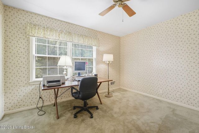 2324 Thornhill Rd, Louisville, KY 40222