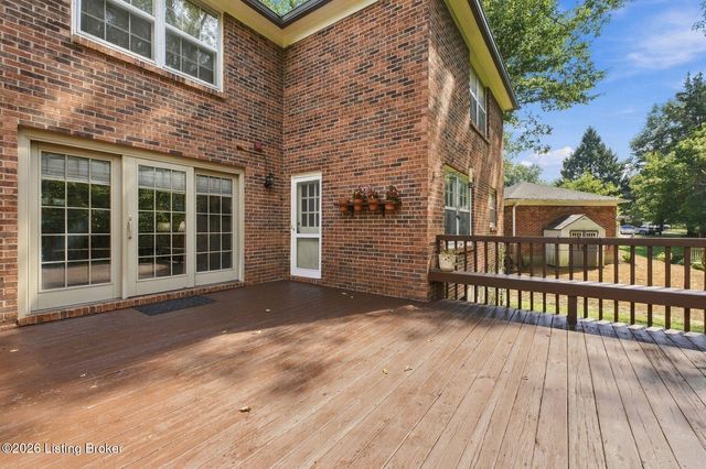 2324 Thornhill Rd, Louisville, KY 40222