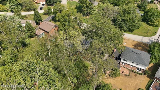 2324 Thornhill Rd, Louisville, KY 40222