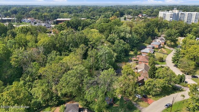 2324 Thornhill Rd, Louisville, KY 40222