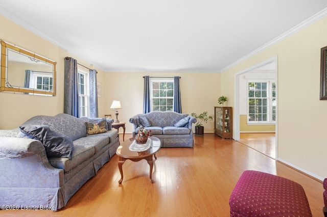 2324 Thornhill Rd, Louisville, KY 40222