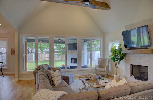 12238 S 102nd East Avenue, Bixby, OK 74008