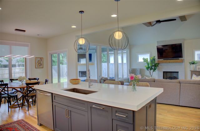 12238 S 102nd East Avenue, Bixby, OK 74008