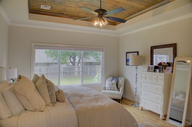 12238 S 102nd East Avenue, Bixby, OK 74008