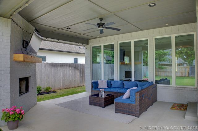 12238 S 102nd East Avenue, Bixby, OK 74008