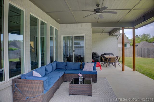 12238 S 102nd East Avenue, Bixby, OK 74008
