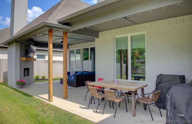 12238 S 102nd East Avenue, Bixby, OK 74008