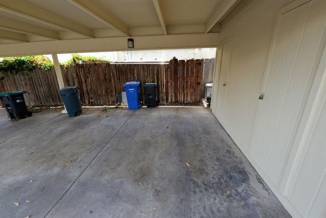 7887 Rancho Fanita Dr. B, Santee, CA 92071