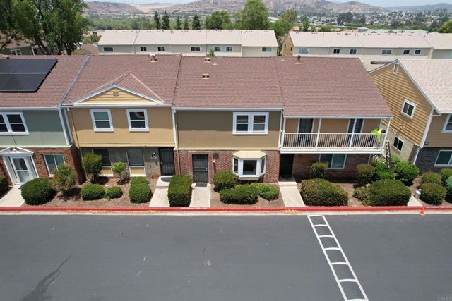 7887 Rancho Fanita Dr. B, Santee, CA 92071