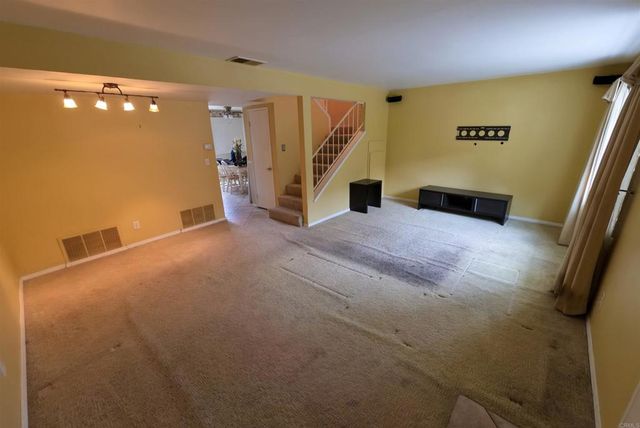 7887 Rancho Fanita Dr. B, Santee, CA 92071