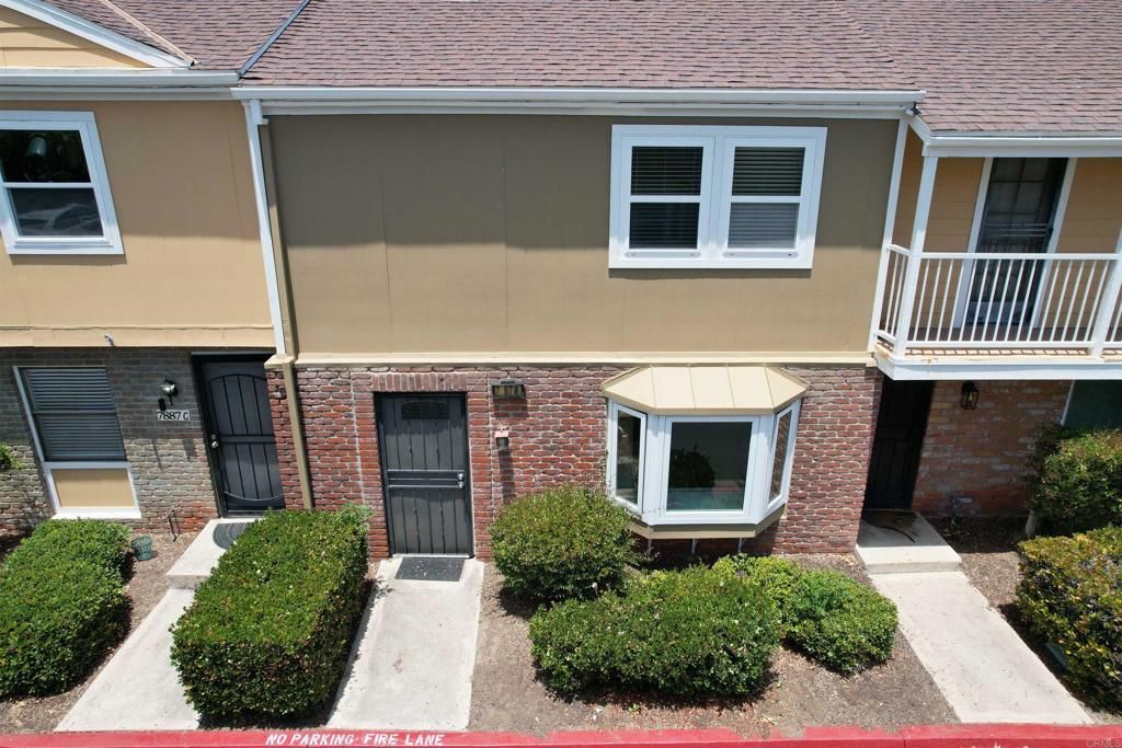 7887 Rancho Fanita Dr. B, Santee, CA 92071