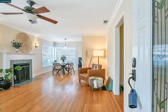 3162 Salvio St, Concord, CA 94519