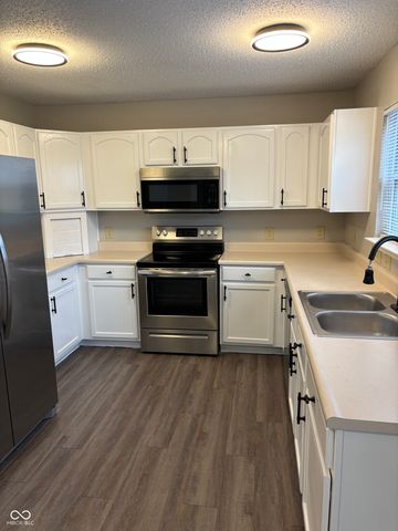 1380 King Maple Drive, Greenfield, IN 46140