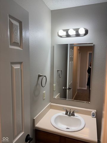 1380 King Maple Drive, Greenfield, IN 46140