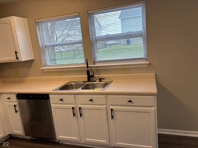 1380 King Maple Drive, Greenfield, IN 46140