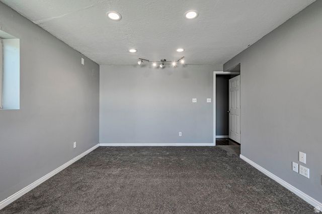 1072 W HARVEST VIEW WAY, West Jordan, UT 84084