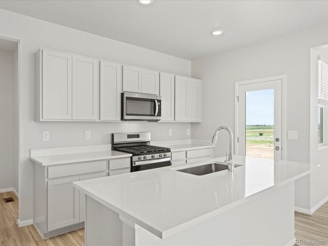 548 97th Avenue, Greeley, CO 80631