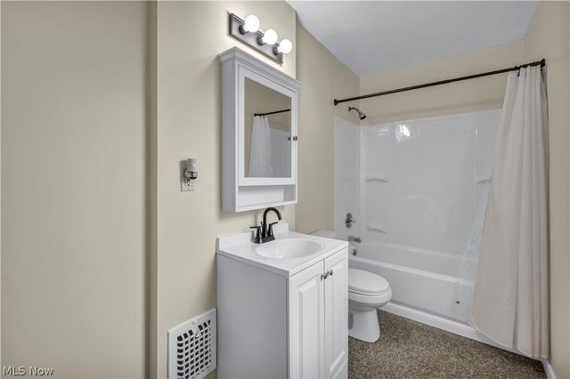 3210 W 90th Street, Cleveland, OH 44102
