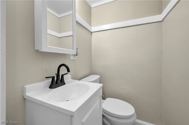 3210 W 90th Street, Cleveland, OH 44102