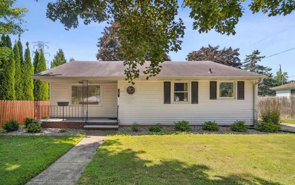 35 FOSTER COURT, Appleton, WI 54915