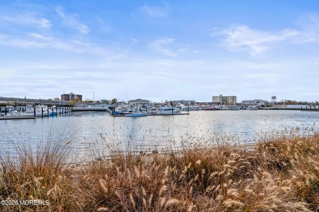 241 Schooner Circle 214, Neptune Township, NJ 07753