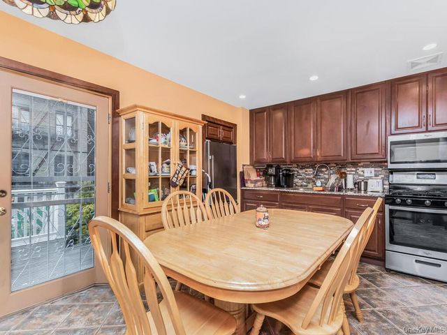 526 E 139th Street, Bronx, NY 10454