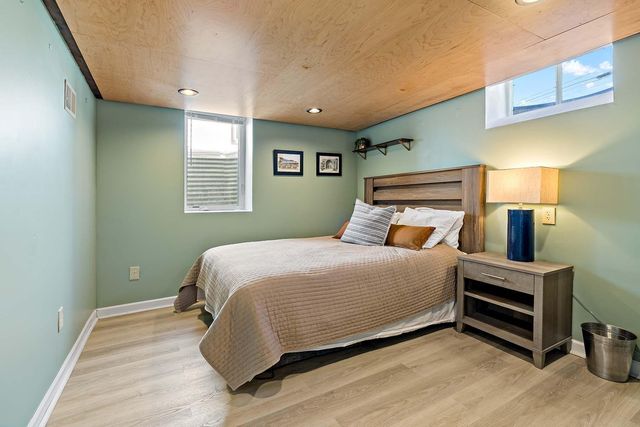 1879 Montreal Avenue, Saint Paul, MN 55116