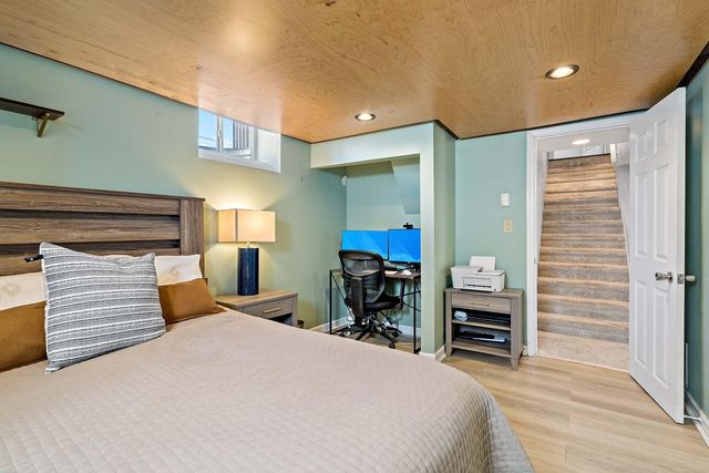 1879 Montreal Avenue, Saint Paul, MN 55116