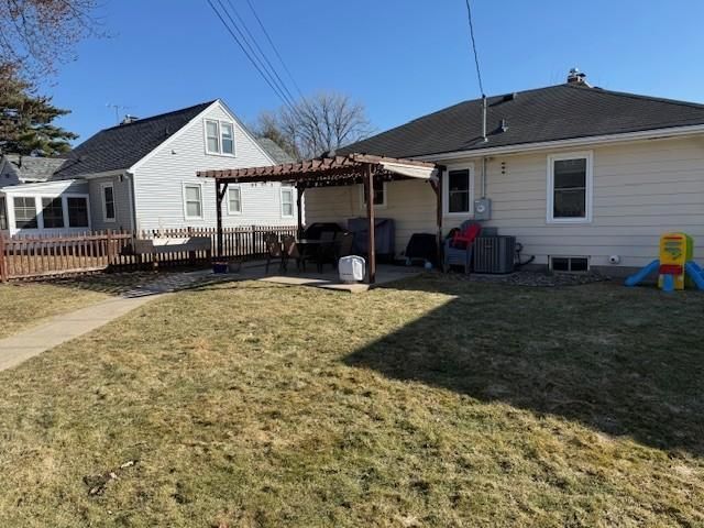 1879 Montreal Avenue, Saint Paul, MN 55116