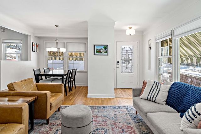 1879 Montreal Avenue, Saint Paul, MN 55116