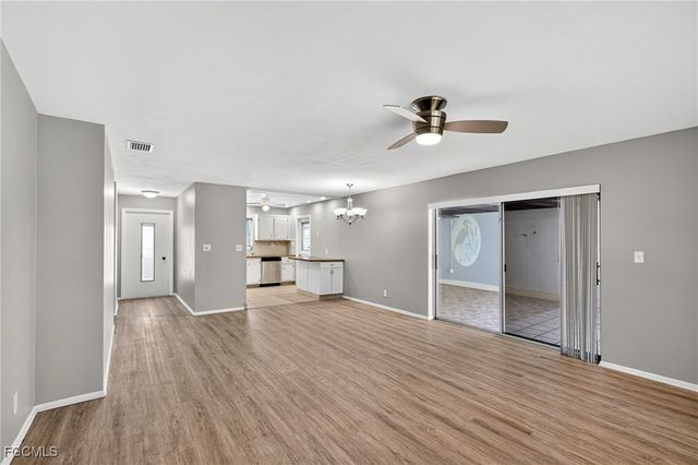 536 Pangola DR, North Fort Myers, FL 33903