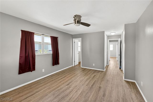 536 Pangola DR, North Fort Myers, FL 33903