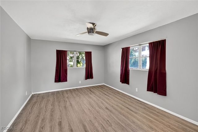 536 Pangola DR, North Fort Myers, FL 33903