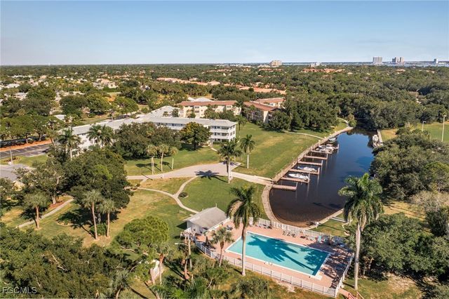 536 Pangola DR, North Fort Myers, FL 33903