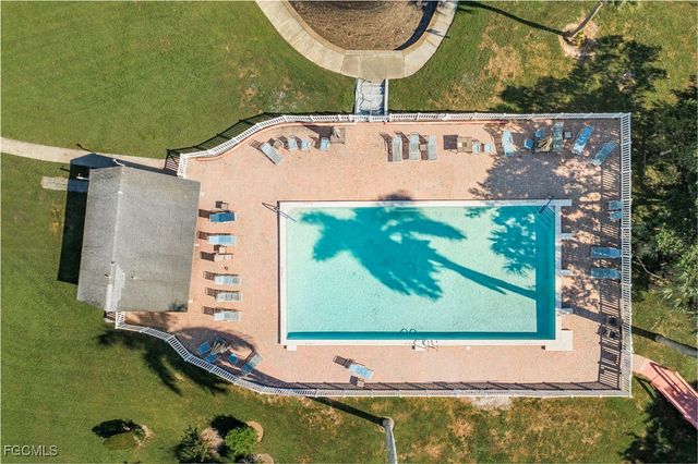 536 Pangola DR, North Fort Myers, FL 33903