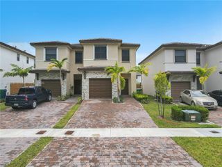 25564 SW 108th Ave, Homestead, FL 33032