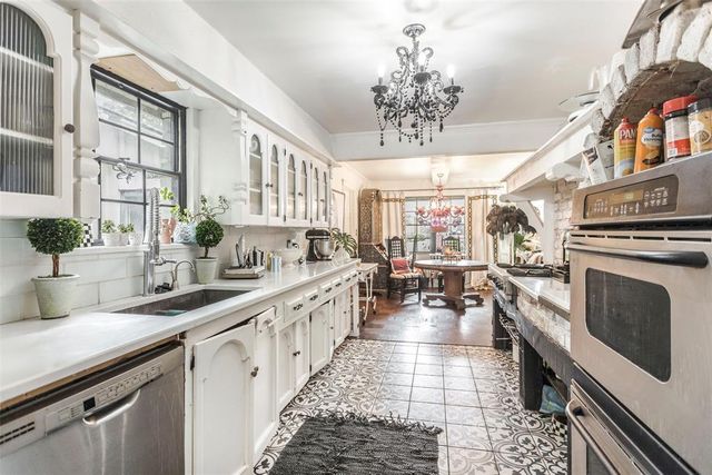 6101 N Barnes Avenue, Oklahoma City, OK 73112