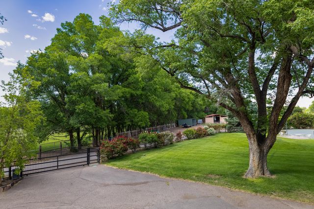 0000 Rio Grande Boulevard NW, Los Ranchos, NM 87107