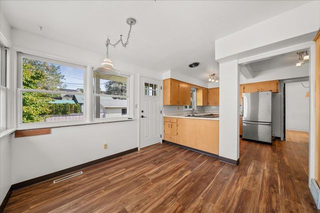 3528 W Glass Ave, Spokane, WA 99205