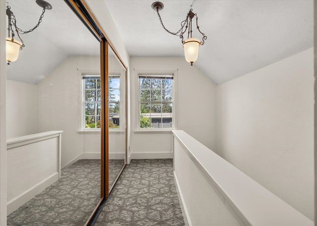 3528 W Glass Ave, Spokane, WA 99205